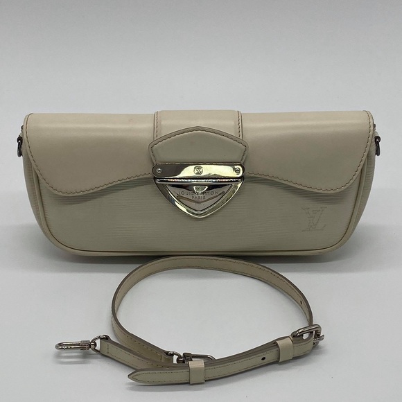 Louis Vuitton Epi bag
